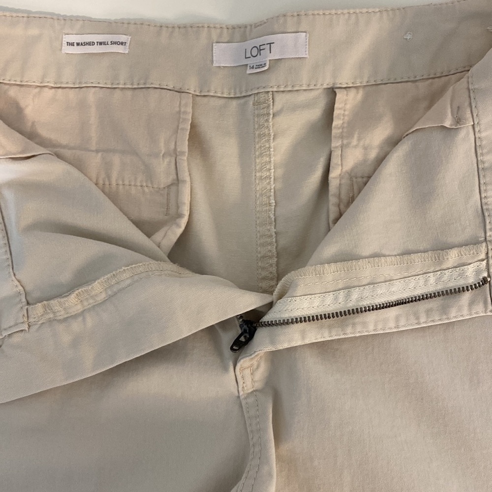 Loft 4” “The Washed Twill Short” in Khaki - Size 14 - Picture 6 of 12